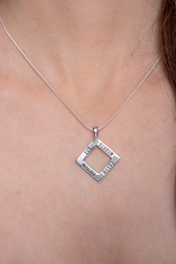 Evia Silver Collection incarnation necklace