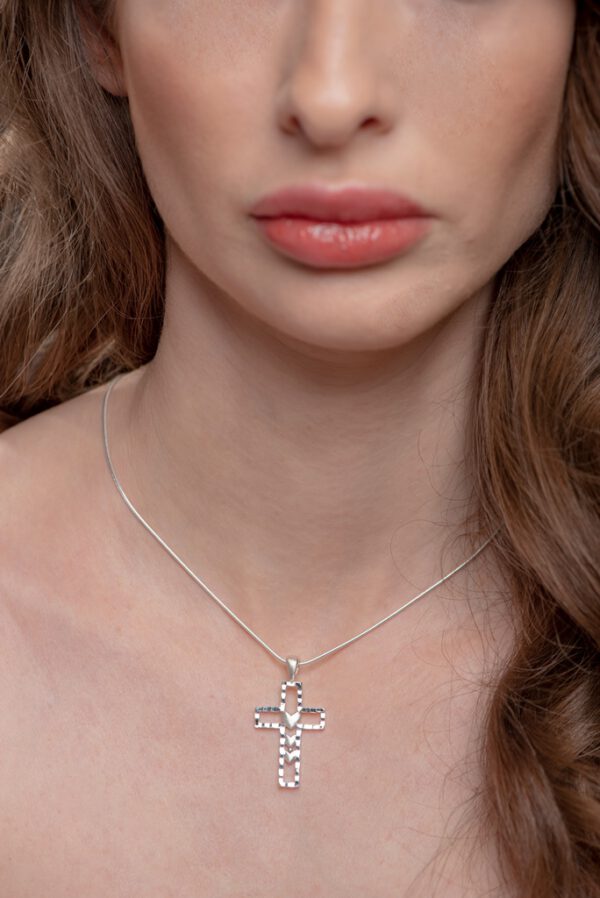 Evia's Silver jewelry Cross pendant
